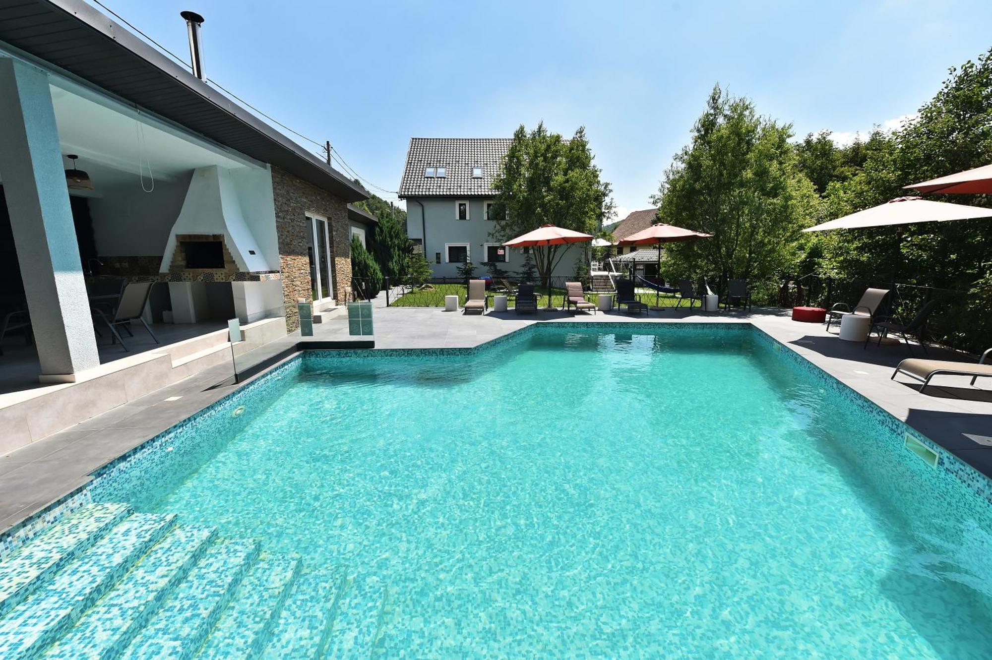 Mira By Atra Bed & Breakfast Tesila Exterior photo