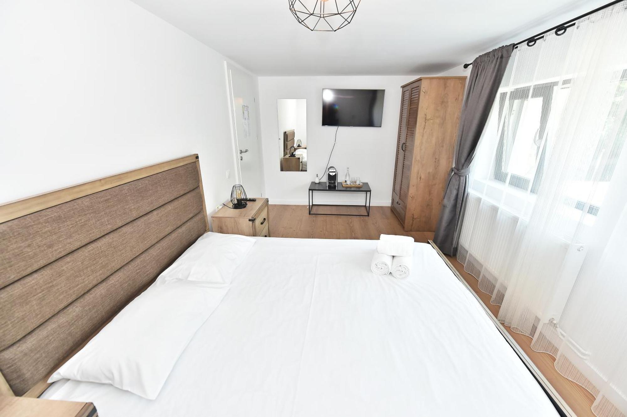 Mira By Atra Bed & Breakfast Tesila Exterior photo